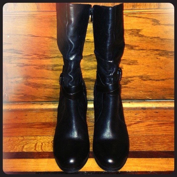 Black boots