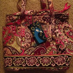 VERA BRADLEY TOTE & PEACOCK IPHONE 5 PHONE COVER
