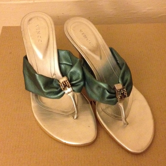 Sea green shoes sandals. NWOT