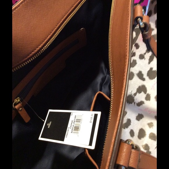 SOLD STUNNING NEW JUICY COUTURE Leather Zip Tote - Picture 4 of 4