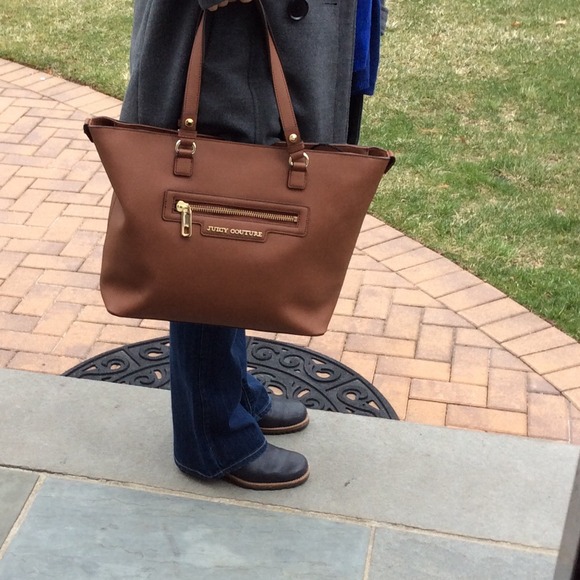 SOLD STUNNING NEW JUICY COUTURE Leather Zip Tote - Picture 3 of 4