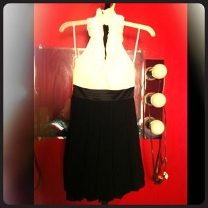 Black White Ruffle Pleated Dress