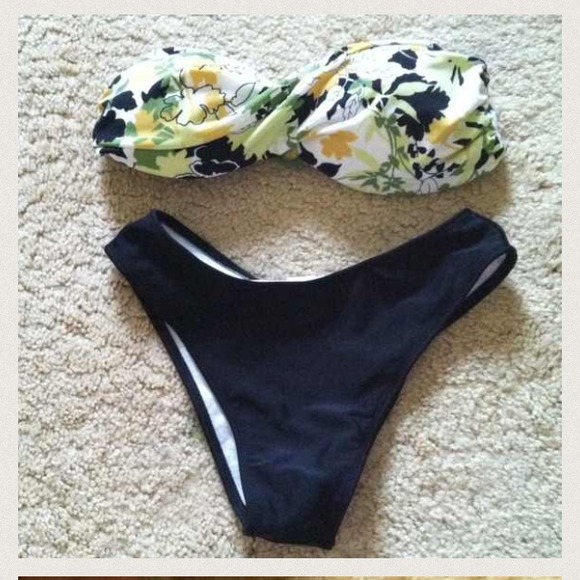 Bundle: Brazilian bikini, shorts and hawayanas
