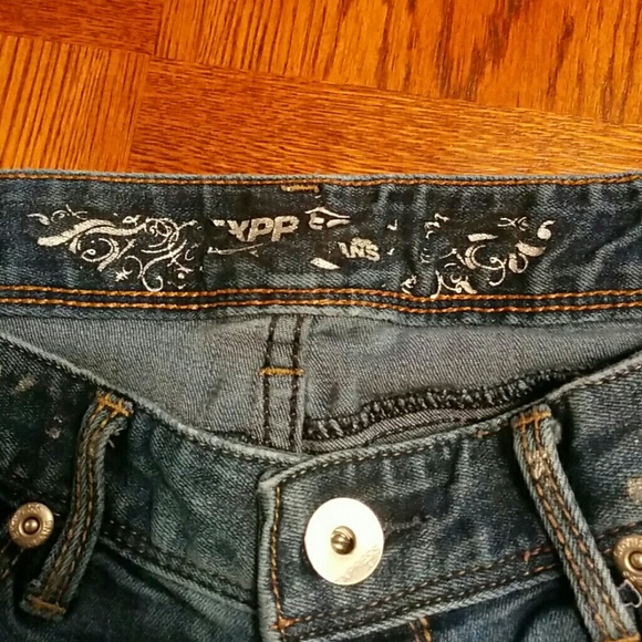 Womens jeans. - Picture 2 of 4