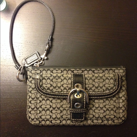 Coach Clutches & Wallets - AUTHENTIC Black/Grey Coach Wristlet