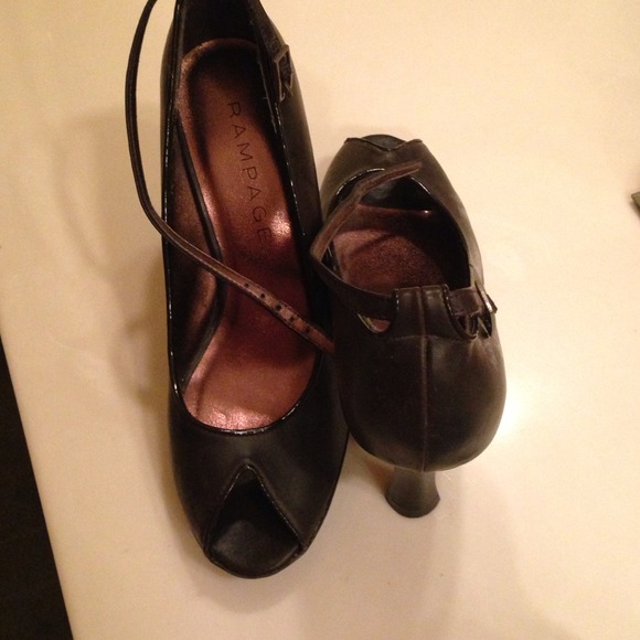 Rampage -peep-toe-shoes