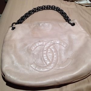 Chanel purse