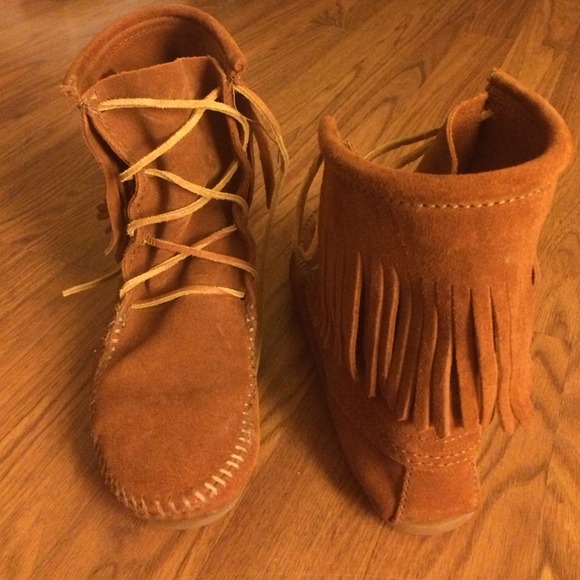 Minnetonka Booties