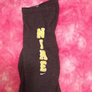 *Nike drawstring Capri