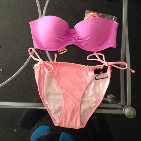 🚫😢STOLEN😢🚫 Super cute VS 2-pc