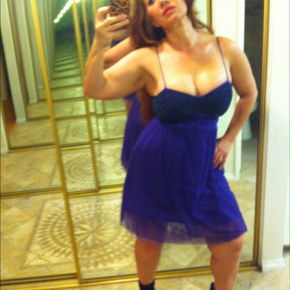 🔴SOLD 🔴💜Stunning XOXO Purple Beaded  dress💜 - Picture 4 of 4