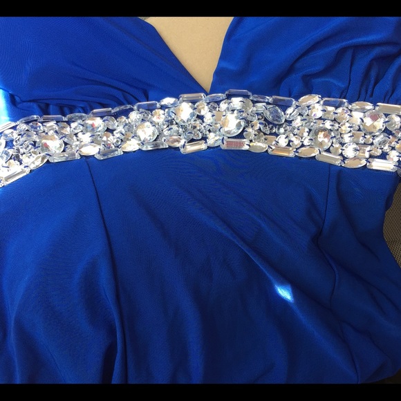 💐🟡Royal Blue Gown - Medium - Picture 4 of 5