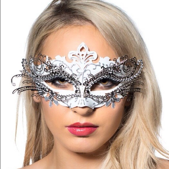 Silver White Wedding Masquerade Ball Venetian Mask