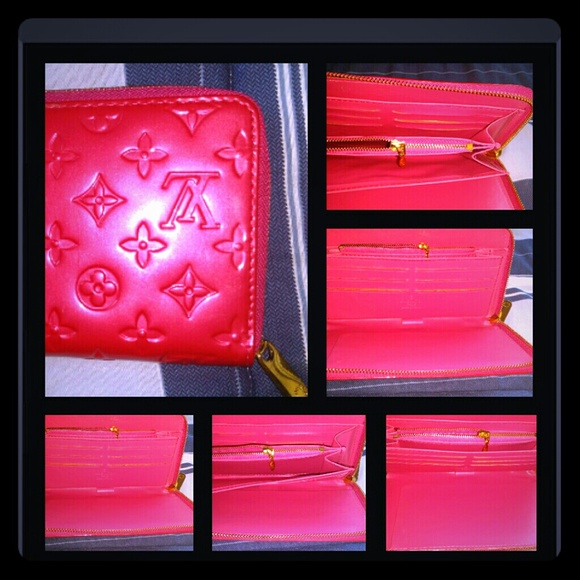 LV Silky Red