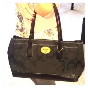 Authentic Coach Purse - excellent condition!