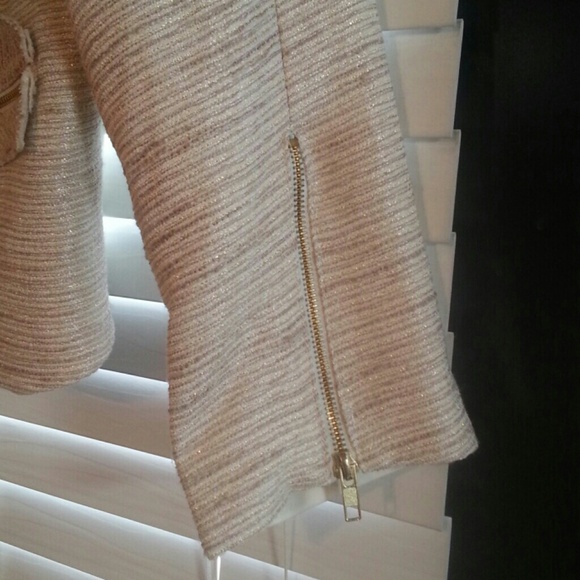 Jacket - Picture 3 of 4