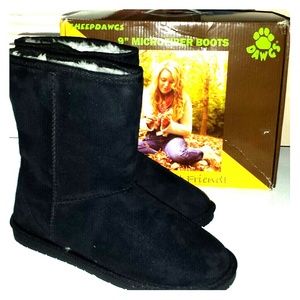 Reserved**BRAND NEW SHEEPDAWGS MICROFIBER BOOTS!!!