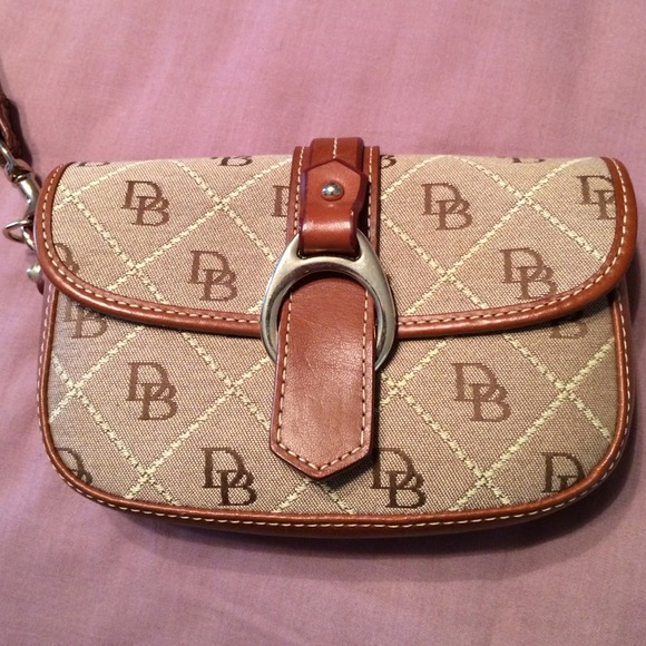 Dooney and Bourke flap wristlet