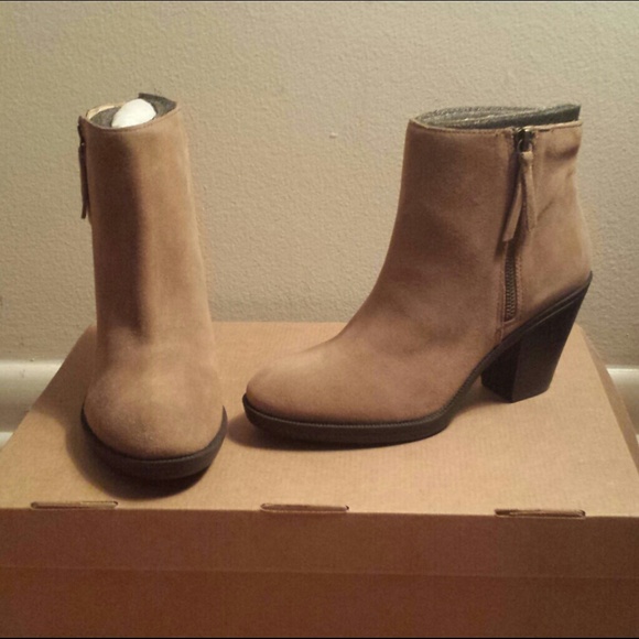 Enzo Angiolini Elysian Bootie, Taupe