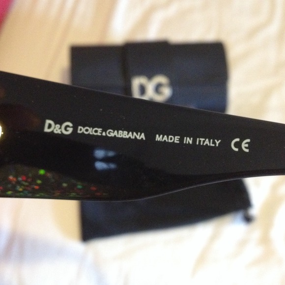 Sunglasses - Picture 4 of 4