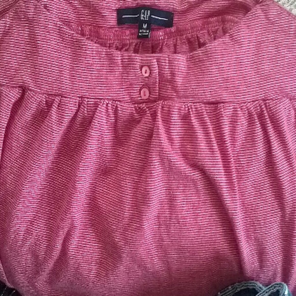 GAP tank top - Picture 2 of 2