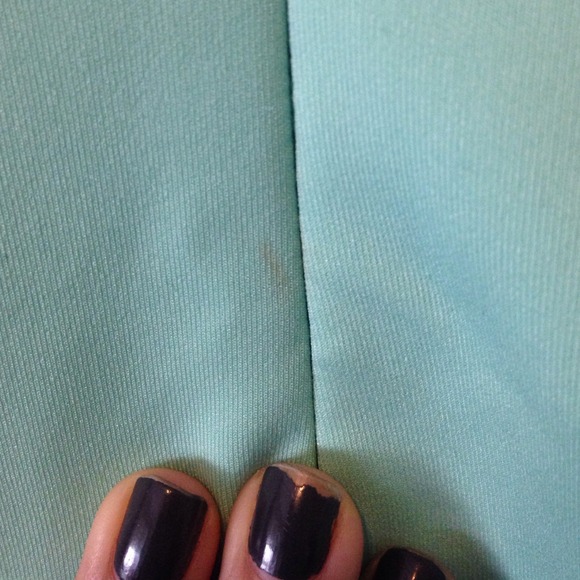 ✂️PRICE CUT✂️ Mint/Black Bodycon Dress - Picture 2 of 4