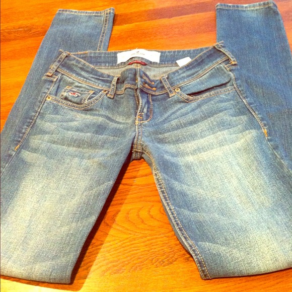 ❌❌SOLD❌❌Hollister jeans