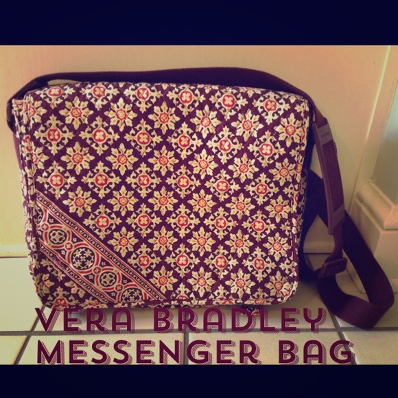Vera Bradley Handbags - Vera Bradley Messenger Crossbody Laptop Bag