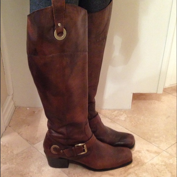 Nine West brown boots