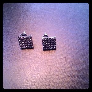 Hematite pave square stud earring