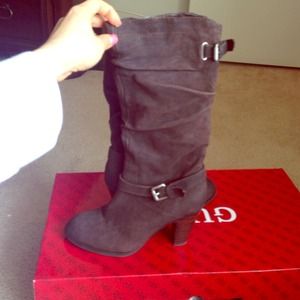 Guess boots