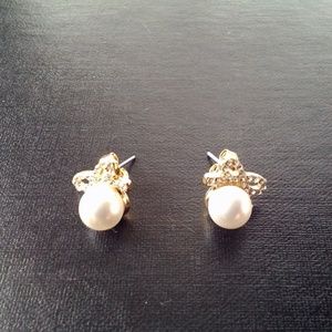 Pearl & Crystal collection