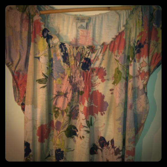 SOLD. Liz Claiborne 2X knit watercolor floral