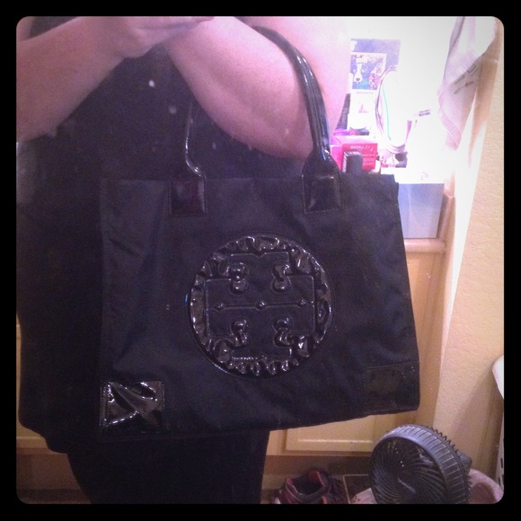 *Sold* Tory Burch Ella Nylon Tote 💯% Authentic