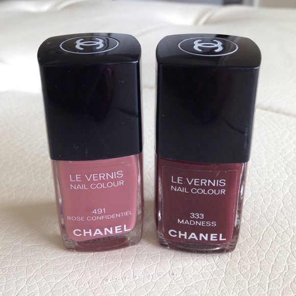 🌀Reserved!🌀 Chanel Nail Polish (Set of two)