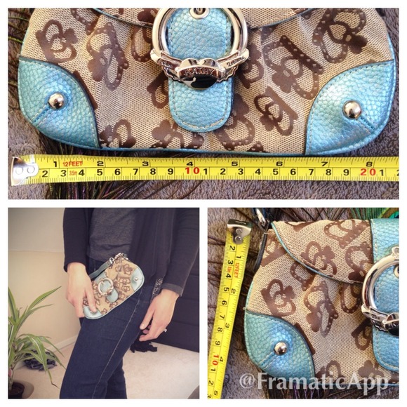 🚫Sold in Bundle🚫 Kathy Van Zeeland clutch - Picture 4 of 4