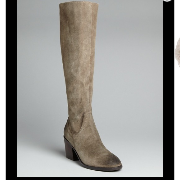 NAME UR PRICE! Kelsi Dagger Kendal Taupe Swede $49