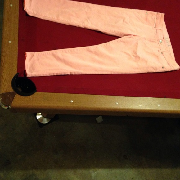 Light pink Delia's jeans