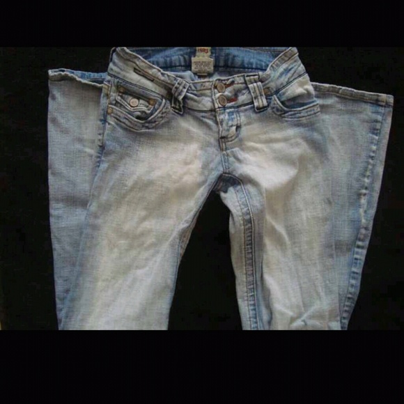 Light Wash Jeans