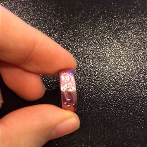 #5.pink footprint ring