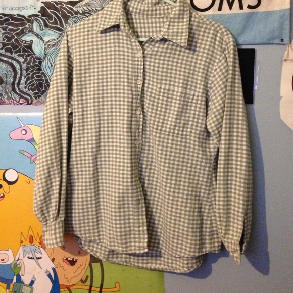 Green and grey plaid button up shirt