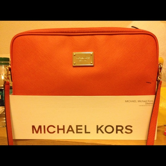 Michael Kors handbag MacBook 13 inches.