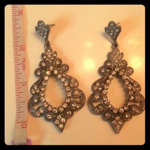 Chandelier earrings