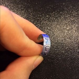 #8.blue footprint ring