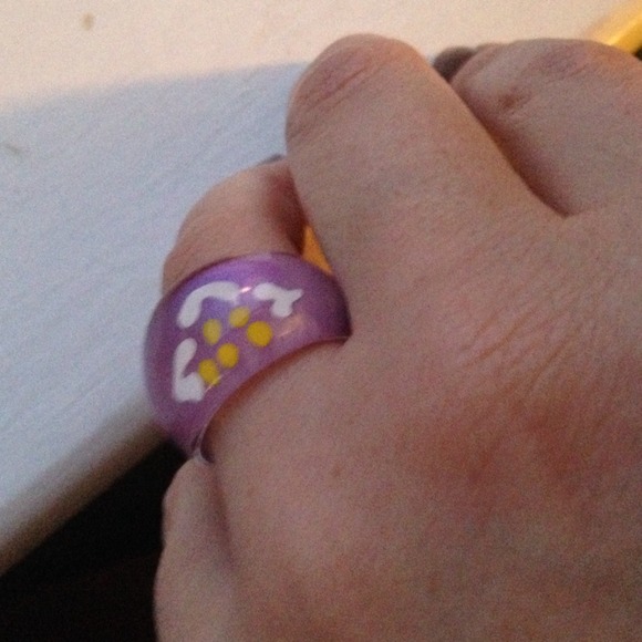 🚫Sold in Bundle💕Hand Painted Floral Ring - Picture 2 of 2