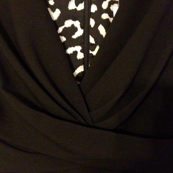 Reduced! New! White House Black Market Dress-sz 6 - Picture 3 of 4