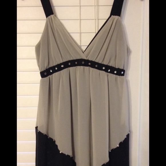 Super Trendy Boutique Style dress Sz 5 - Picture 1 of 4
