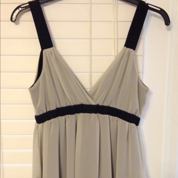 Super Trendy Boutique Style dress Sz 5 - Picture 3 of 4