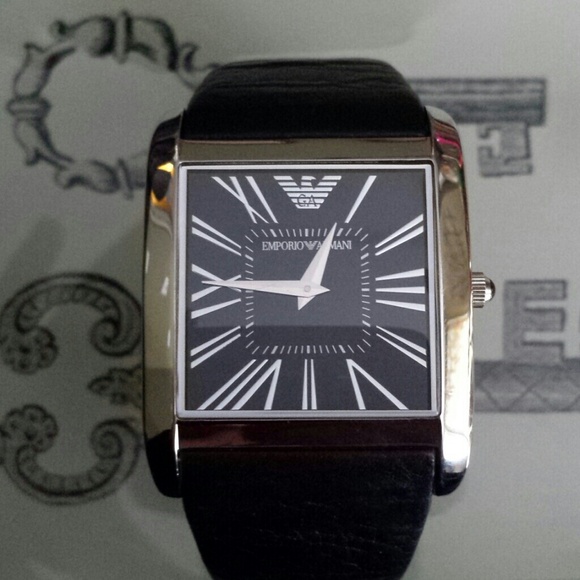 ARMANI Other - TRADED ....... MEN'S ARMANI needs new battery
