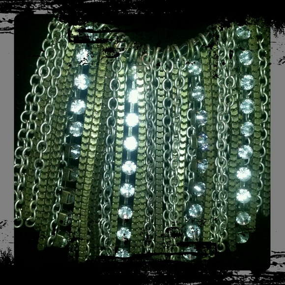 RHINESTONE & CHAIN MULTI STRAIN  NECKLACE 19"L. WITH A 3-1/2"TO 3-3/4